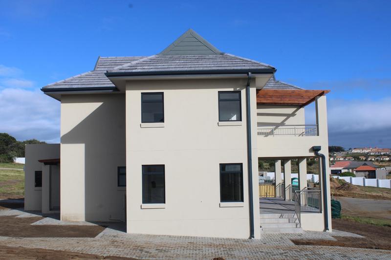 4 Bedroom Property for Sale in Kidds Beach Eastern Cape